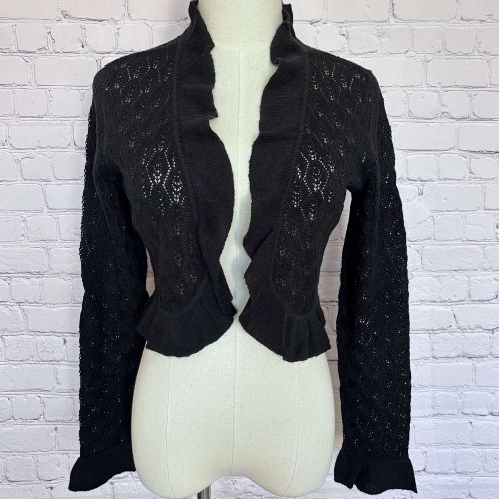NEW YORK & COMPANY BlackLong Sleeve Ruffle Open-Knit Cropped Shrug--EUC--S
